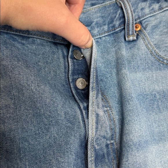 Levi's Men's 501 Button Fly Jean Shorts Size 36 - Picture 4 of 8